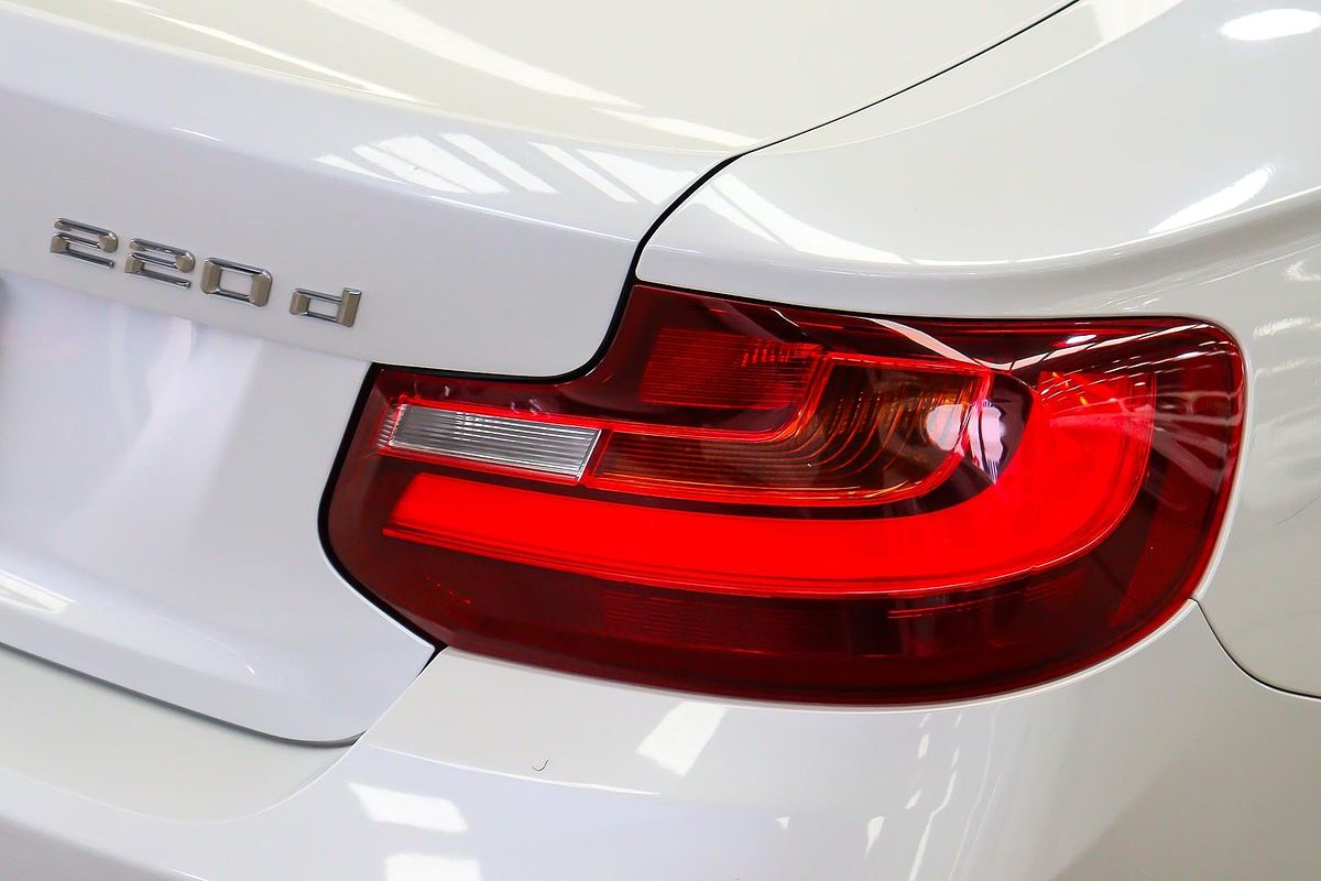2015 BMW 2 Series 220d M Sport F22