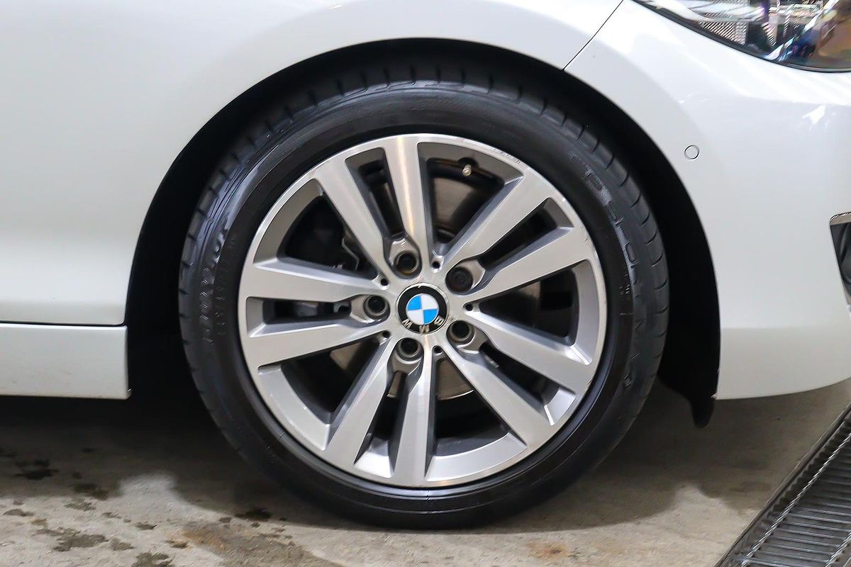2015 BMW 2 Series 220d M Sport F22
