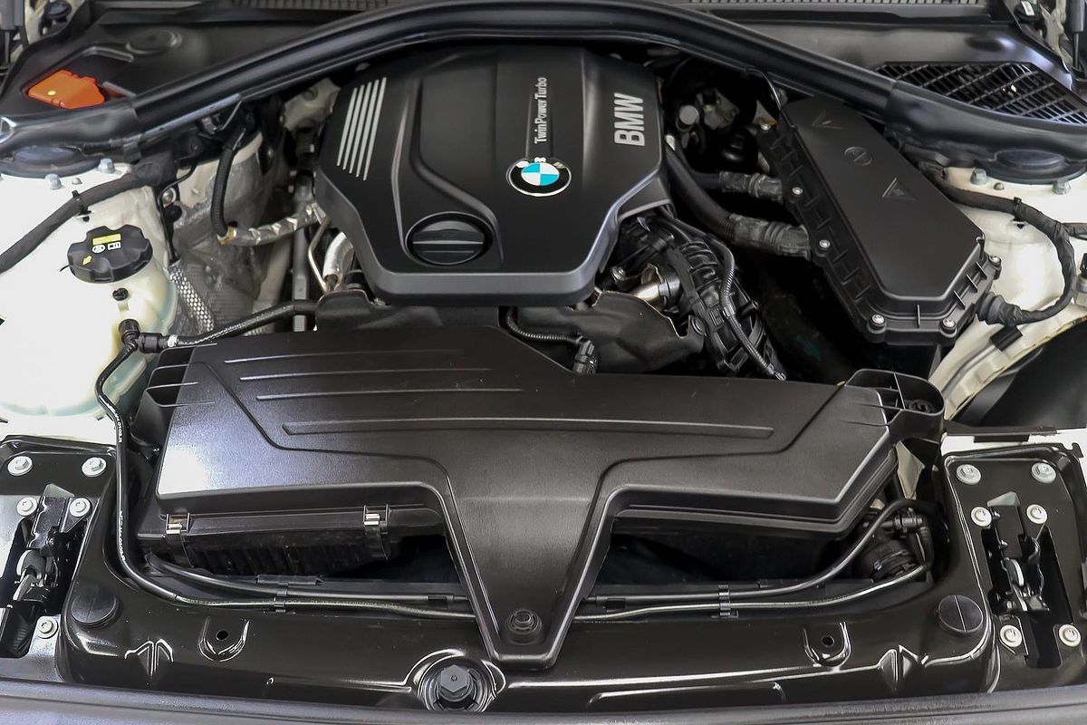 2015 BMW 2 Series 220d M Sport F22