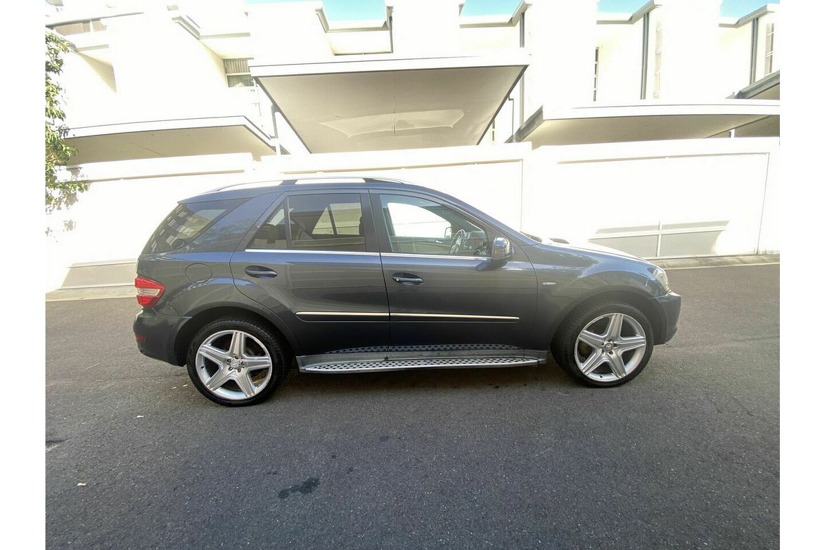 2010 Mercedes-Benz M-Class ML350 CDI BlueEFFICIENCY AMG Sports W164