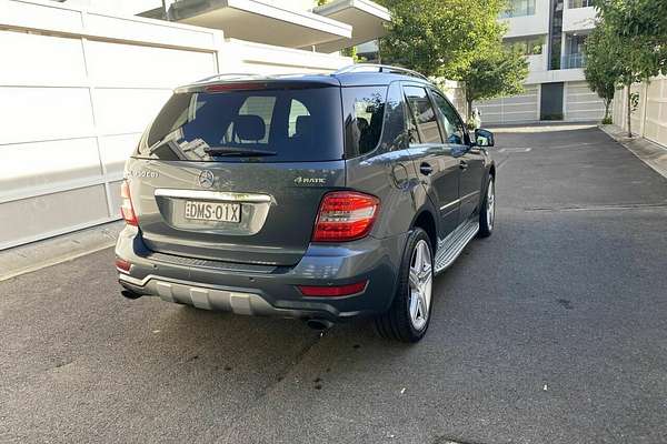 2010 Mercedes-Benz M-Class ML350 CDI BlueEFFICIENCY AMG Sports W164