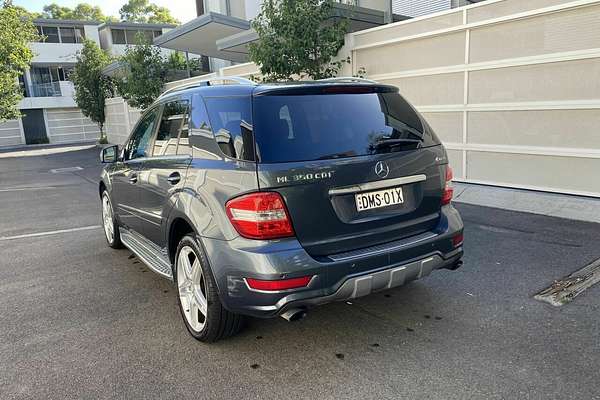 2010 Mercedes-Benz M-Class ML350 CDI BlueEFFICIENCY AMG Sports W164
