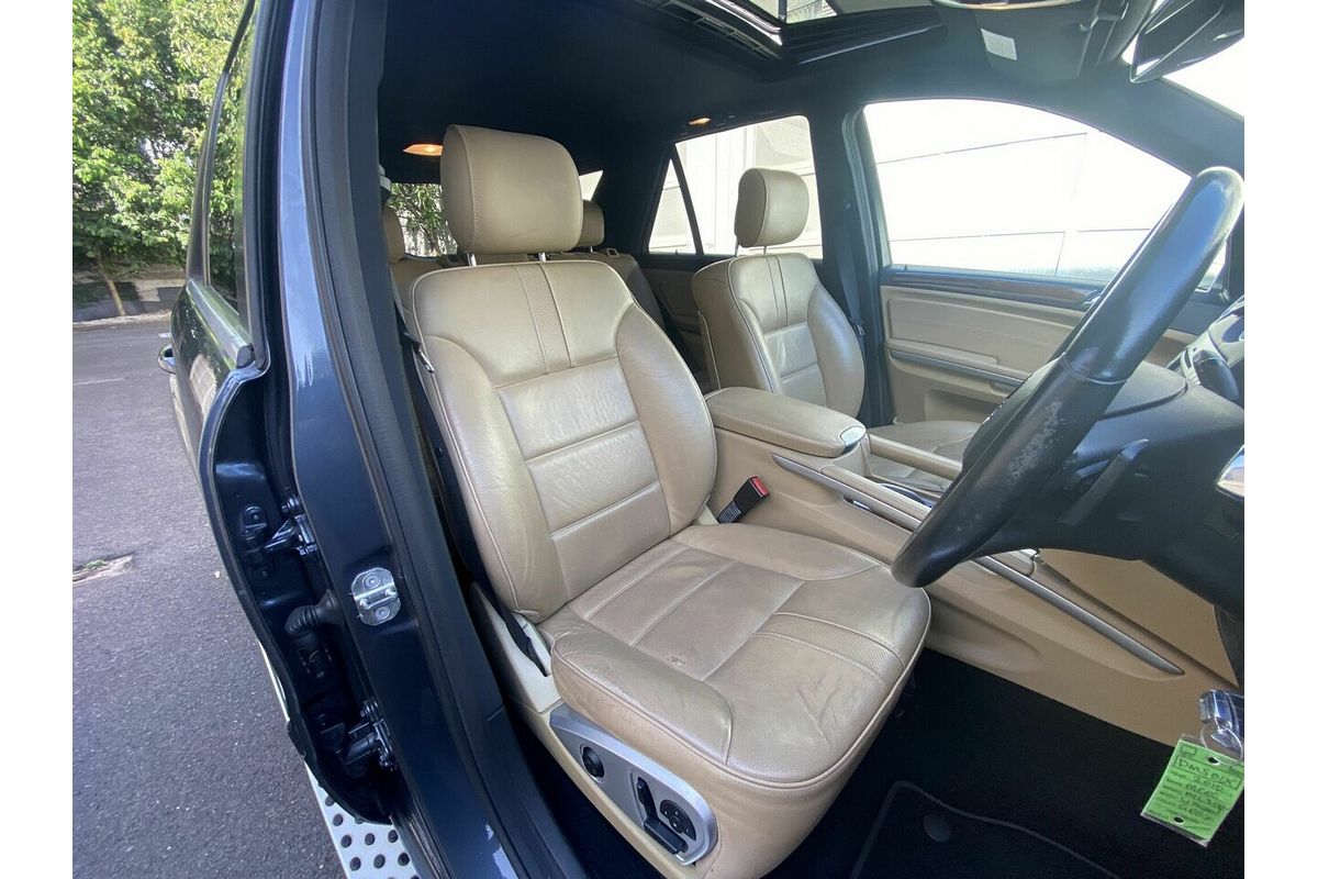 2010 Mercedes-Benz M-Class ML350 CDI BlueEFFICIENCY AMG Sports W164