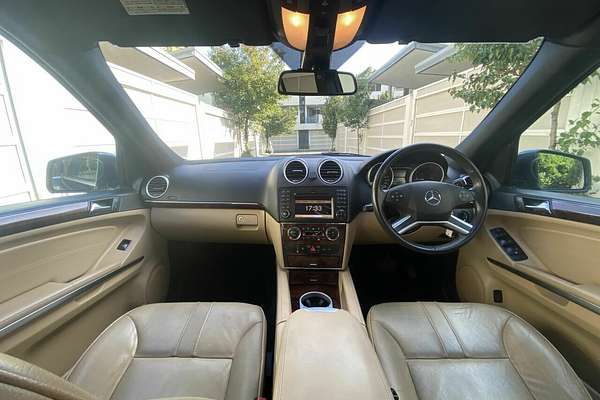 2010 Mercedes-Benz M-Class ML350 CDI BlueEFFICIENCY AMG Sports W164