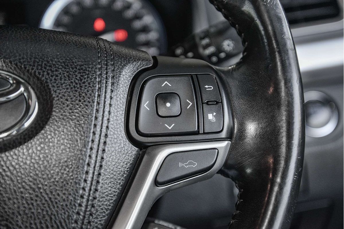 2015 Toyota Kluger Grande GSU55R