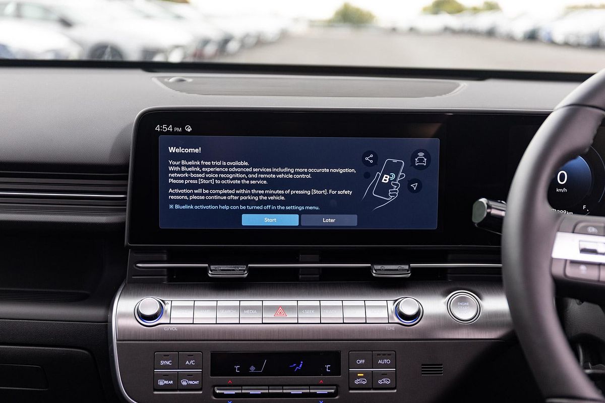 2025 Hyundai Kona Premium SX2.V2