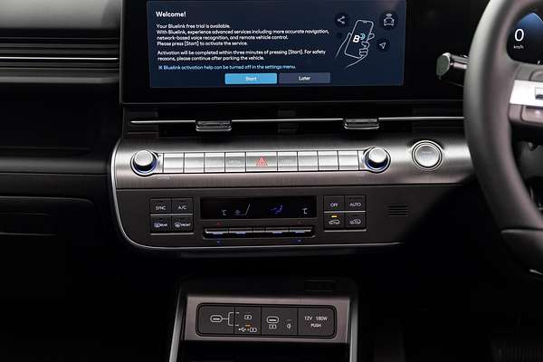 2025 Hyundai Kona Premium SX2.V2