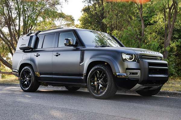 2024 Land Rover Defender 130 P400 Outbound L663