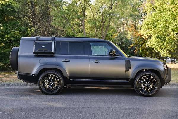 2024 Land Rover Defender 130 P400 Outbound L663