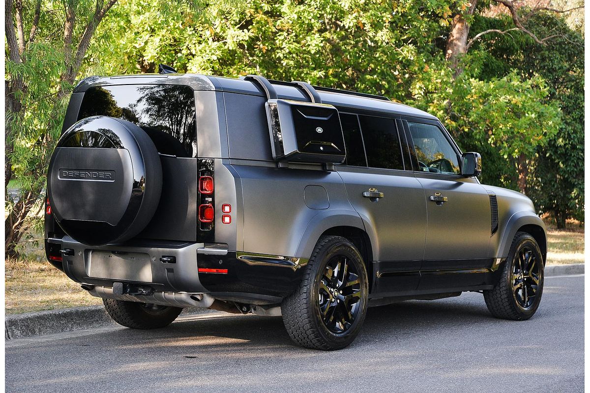 2024 Land Rover Defender 130 P400 Outbound L663