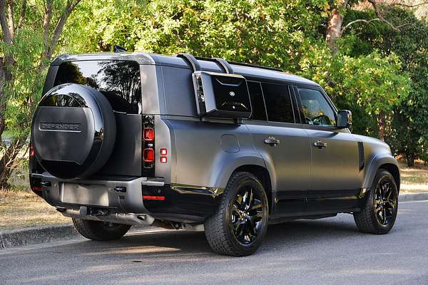 2024 Land Rover Defender 130 P400 Outbound L663
