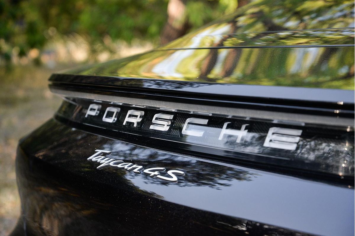 2021 Porsche Taycan 4S Y1A