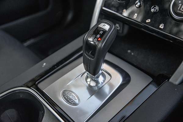 2022 Land Rover Discovery Sport P250 R-Dynamic SE L550