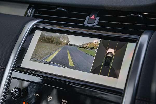 2022 Land Rover Discovery Sport P250 R-Dynamic SE L550