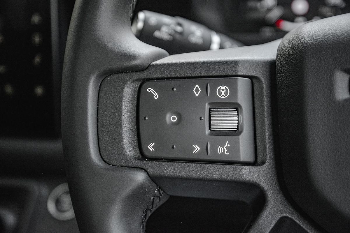 2024 Land Rover Defender 130 P400 Outbound L663