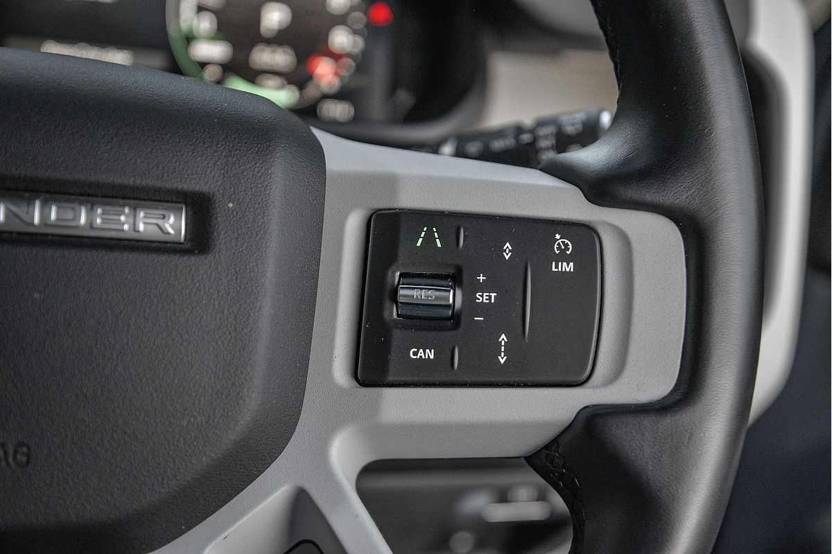 2023 Land Rover Defender 110 P400e X-Dynamic SE L663