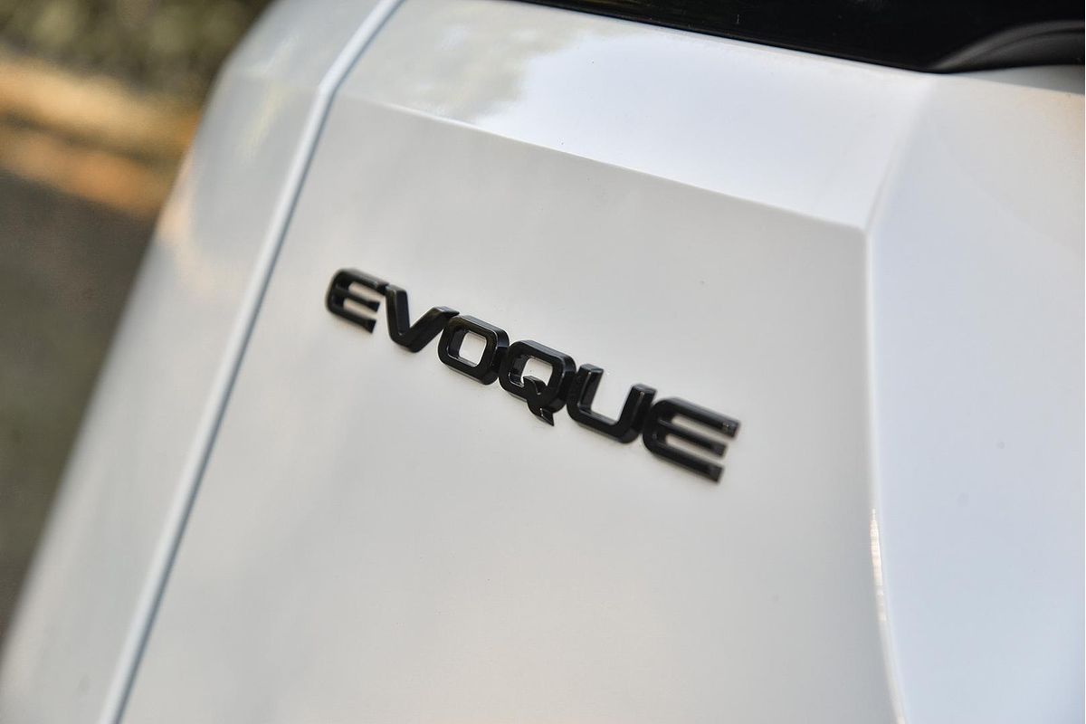2024 Land Rover Range Rover Evoque P250 Dynamic SE L551