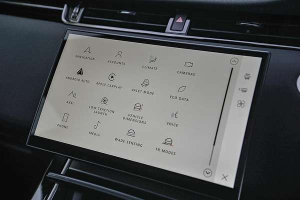 2024 Land Rover Range Rover Evoque P250 Dynamic SE L551