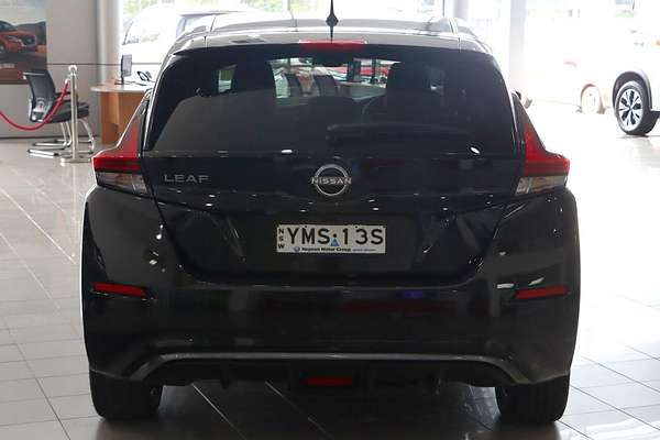 2022 Nissan LEAF e+ ZE1
