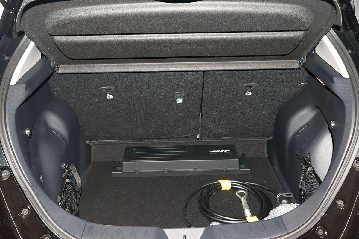 2022 Nissan LEAF e+ ZE1