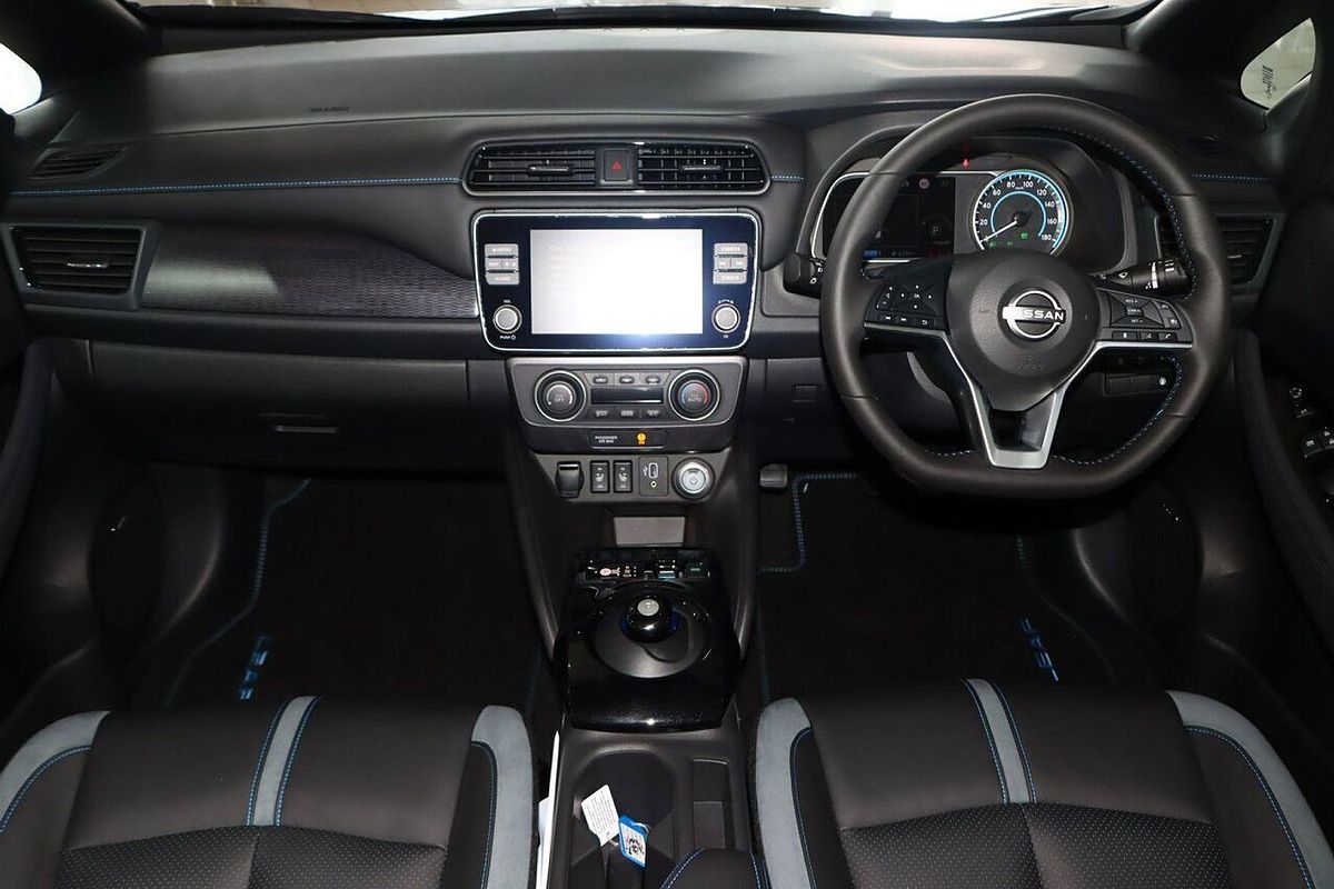 2022 Nissan LEAF e+ ZE1