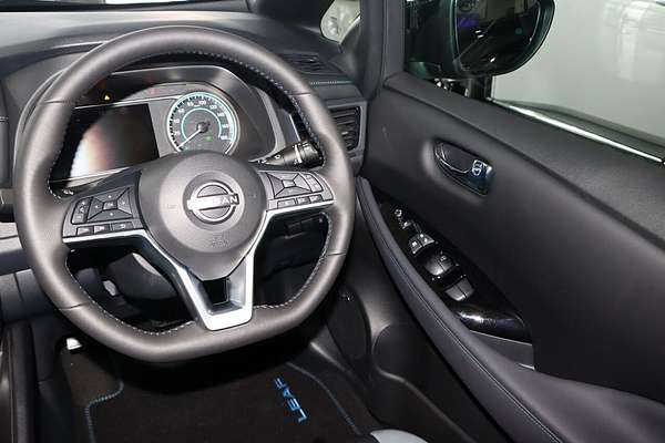 2022 Nissan LEAF e+ ZE1
