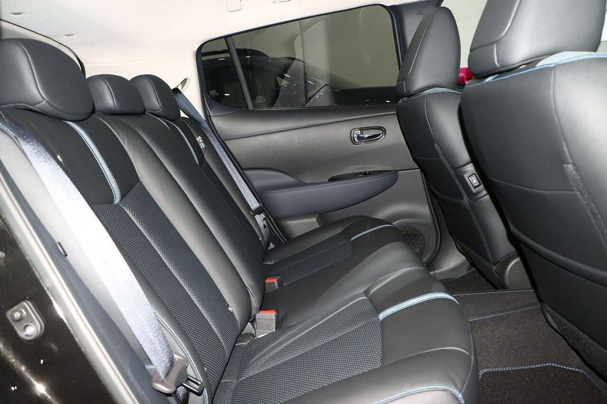 2022 Nissan LEAF e+ ZE1