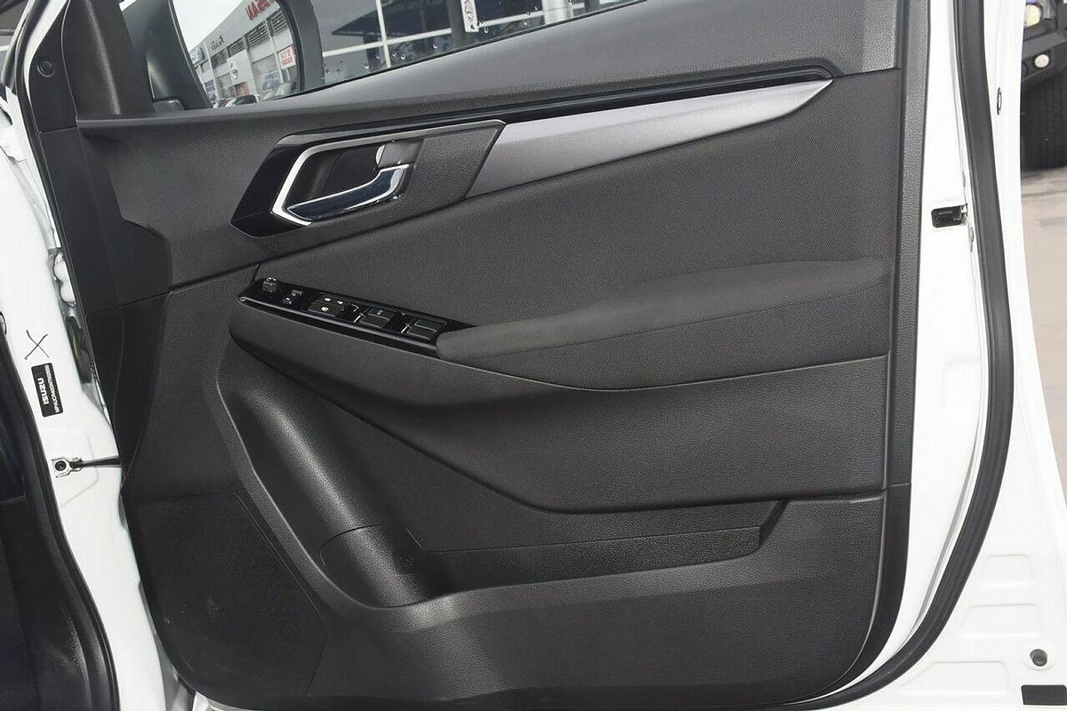2022 Isuzu MU-X LS-U