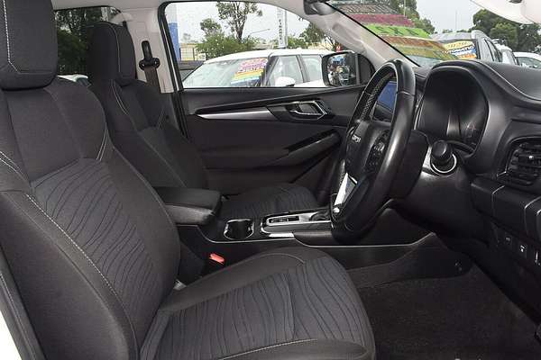 2022 Isuzu MU-X LS-U