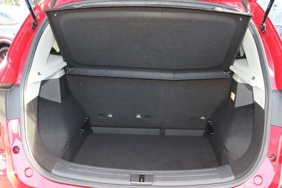 2021 MG ZS Essence AZS1