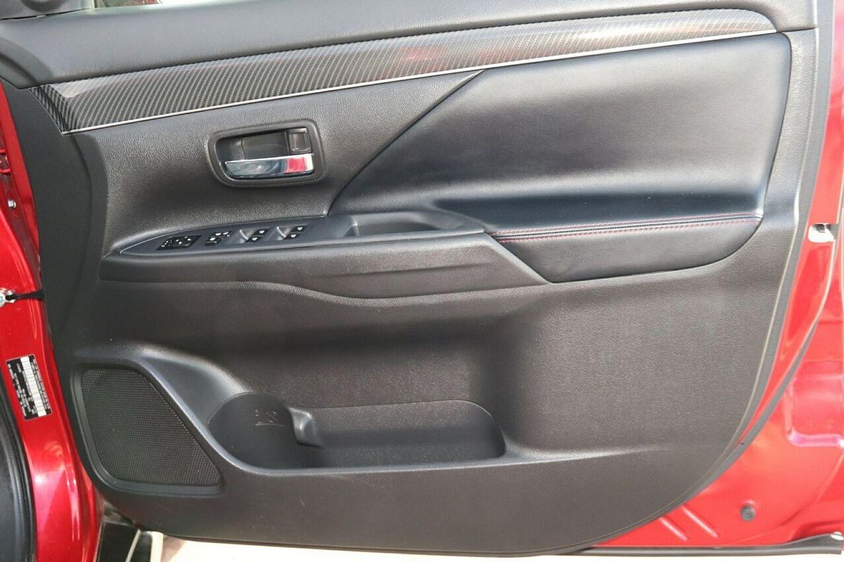 2021 Mitsubishi Outlander Black Edition ZL
