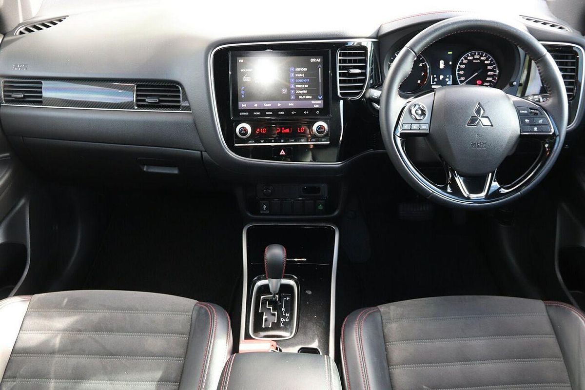 2021 Mitsubishi Outlander Black Edition ZL