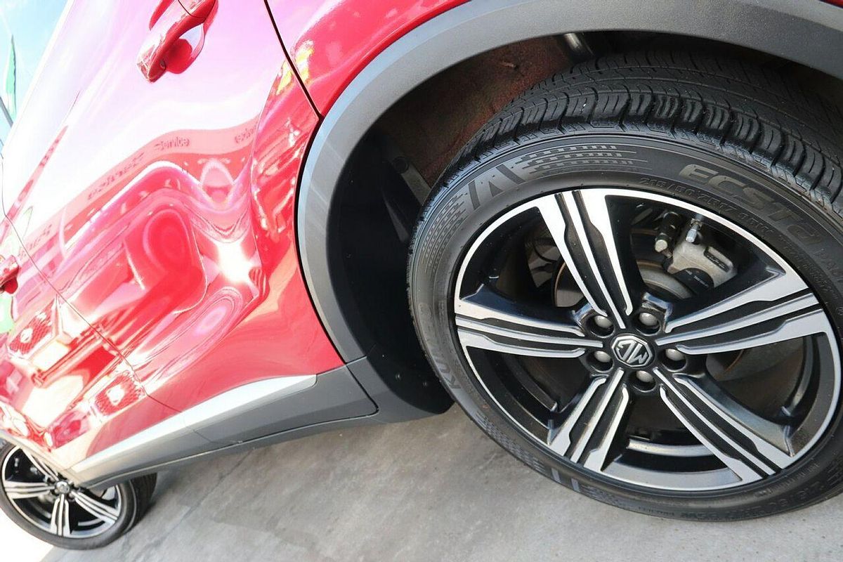 2021 MG ZS Essence AZS1