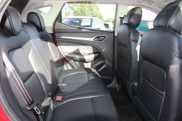 2021 MG ZS Essence AZS1