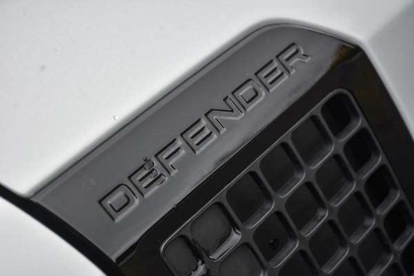 2024 Land Rover Defender 110 P300 S L663