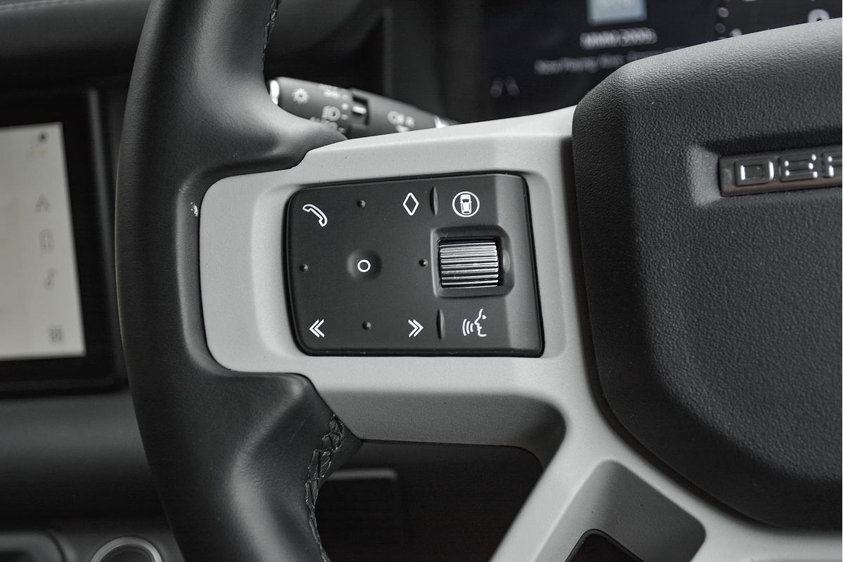 2024 Land Rover Defender 110 P300 S L663