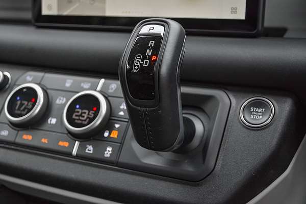2024 Land Rover Defender 110 P300 S L663