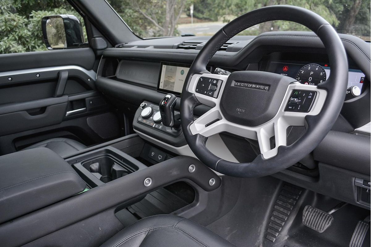 2024 Land Rover Defender 110 P300 S L663