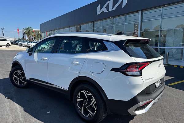 2024 Kia Sportage S NQ5