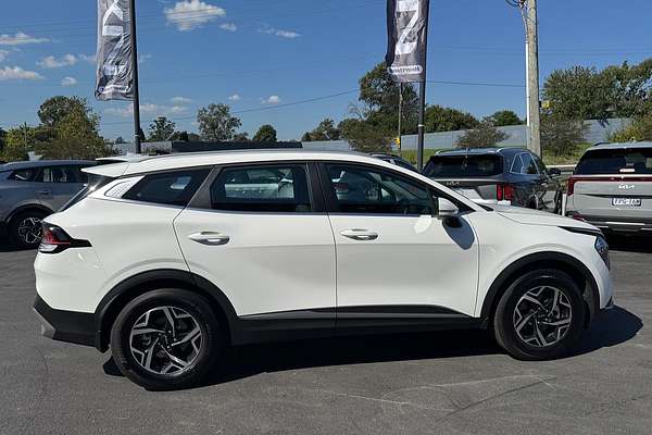 2024 Kia Sportage S NQ5