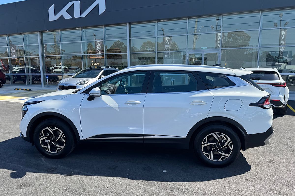2024 Kia Sportage S NQ5