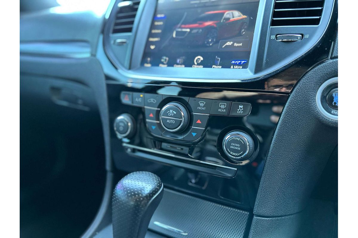 2014 Chrysler 300 SRT-8 Core LX