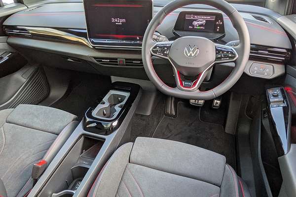2025 Volkswagen ID.5 GTX E2