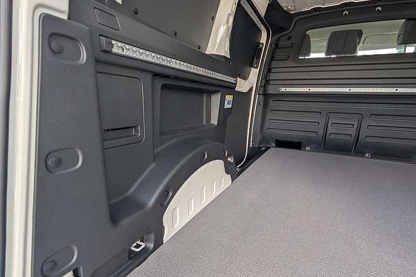 2025 Volkswagen ID. Buzz Cargo BEV550 EBN SWB