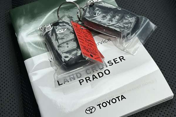 2024 Toyota Landcruiser Prado VX GDJ251R