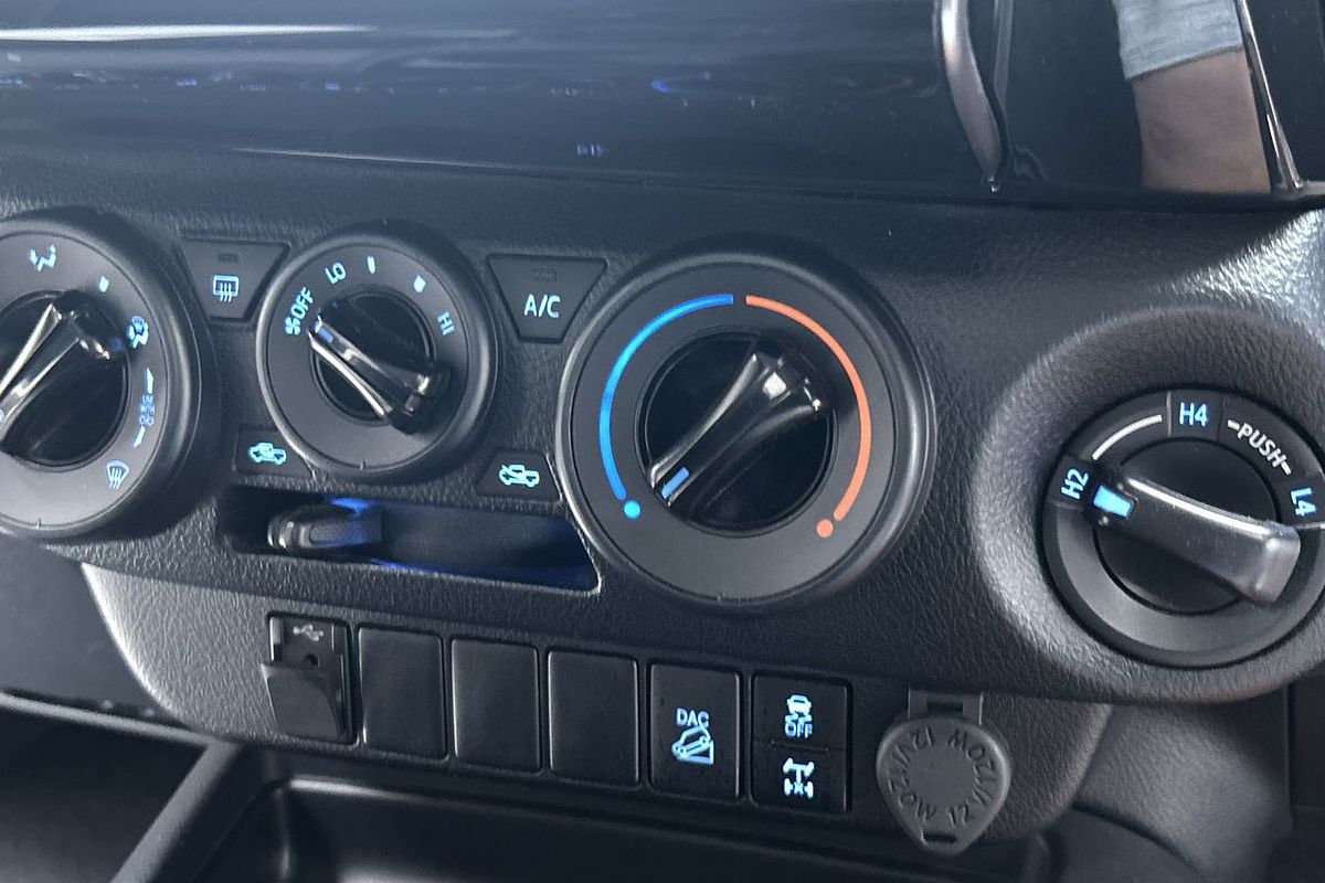 2022 Toyota Hilux SR GUN126R 4X4