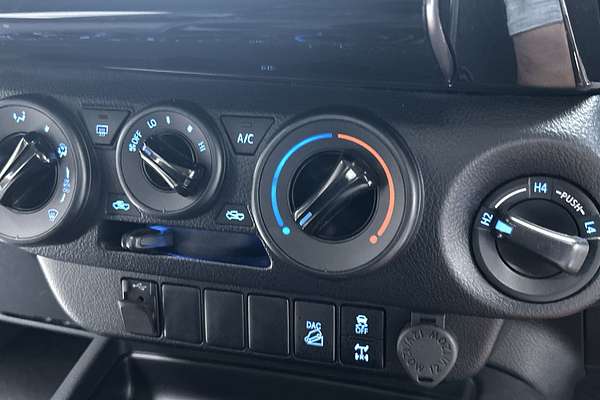 2022 Toyota Hilux SR GUN126R 4X4