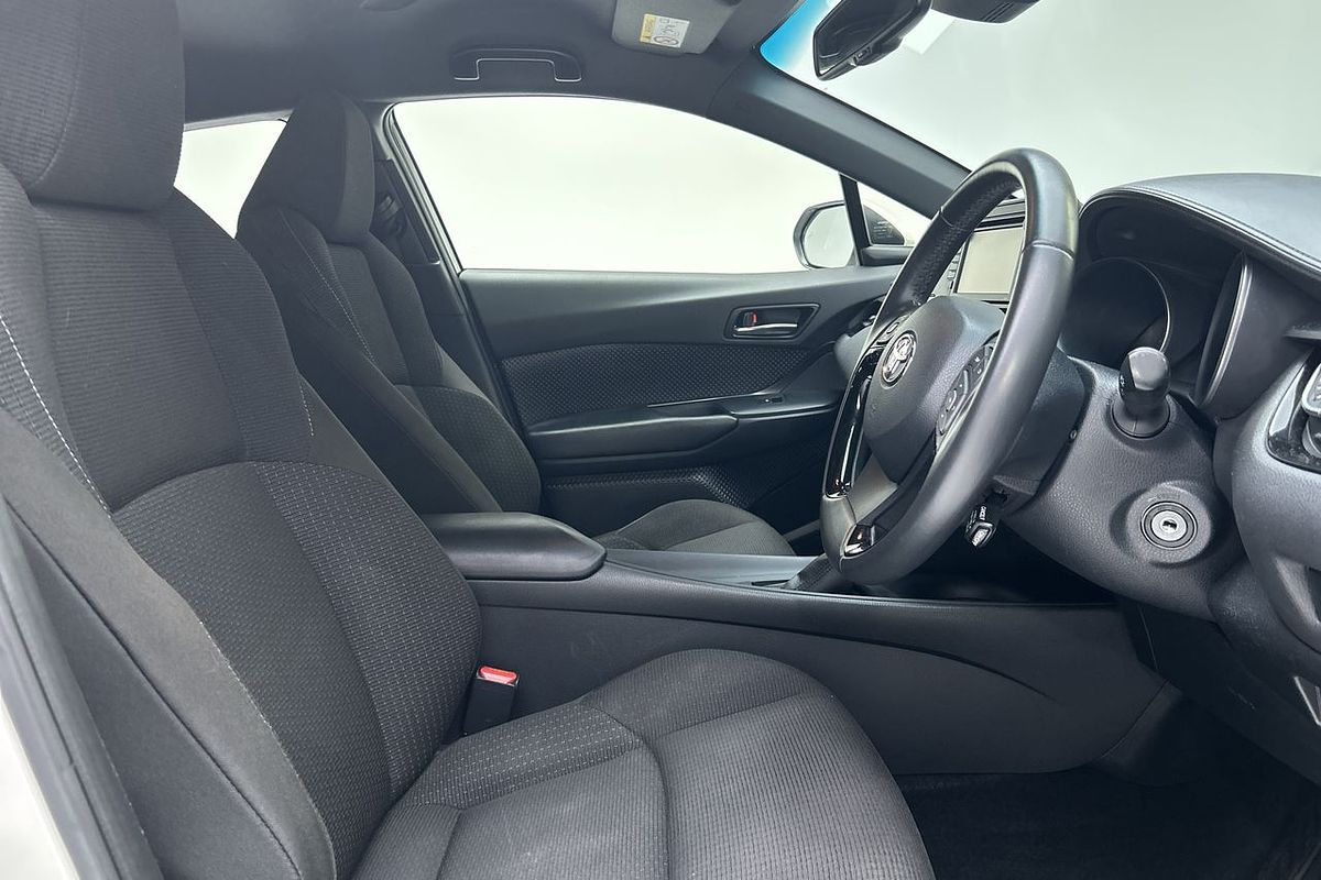 2019 Toyota C-HR NGX10R