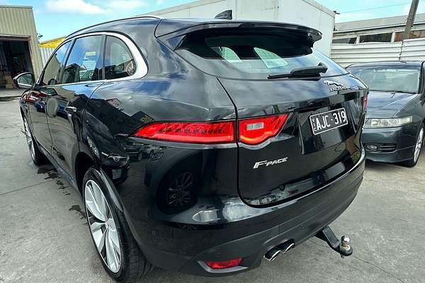 2016 Jaguar F-PACE 20d Prestige X761