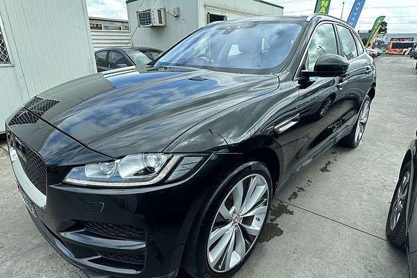2016 Jaguar F-PACE 20d Prestige X761